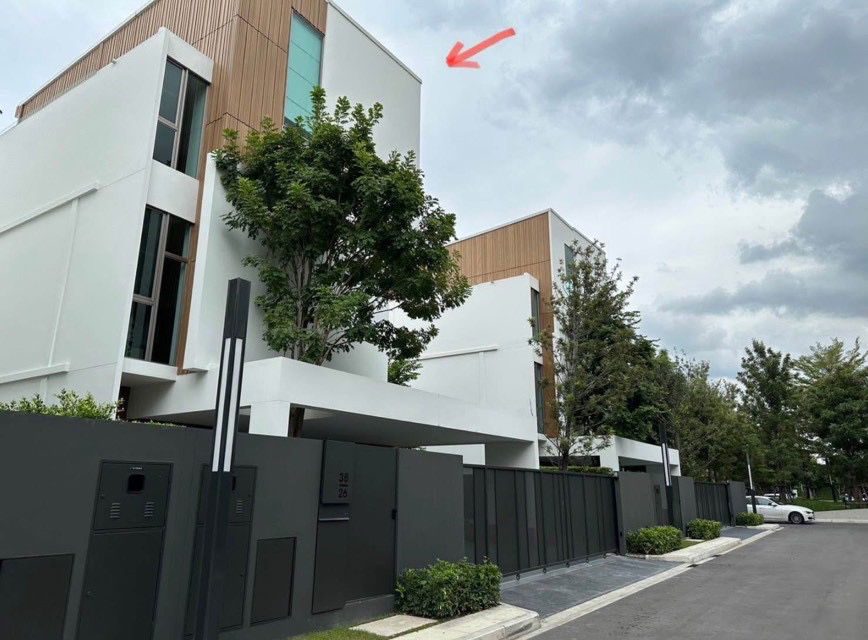 picture Luxury House for Rent VIVE RAMA 9 Japandi House Located in Krungthep Kreetha, close to Wellington International School. Japandi-style house - 13/15