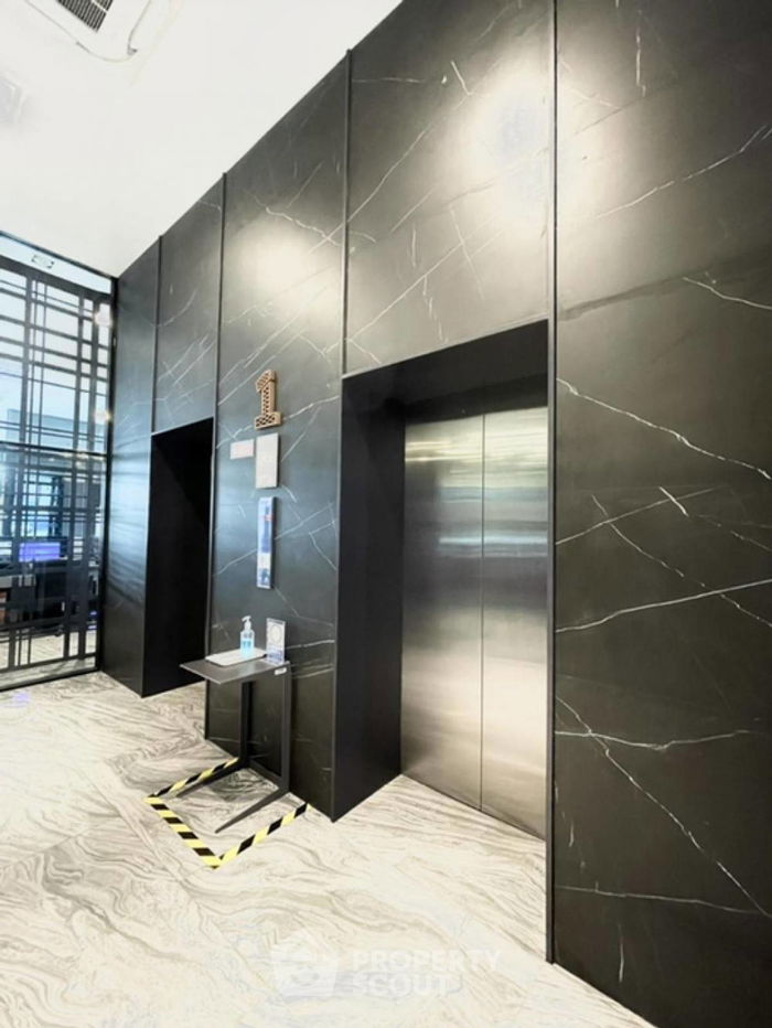 picture 2-BR Condo at Ideo Phaholyothin Chatuchak near BTS Saphan Khwai (ID 2464149) - 31/31