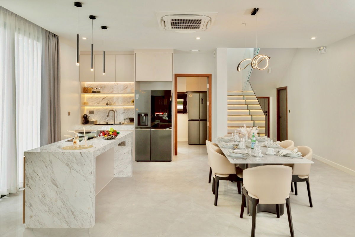 รูป ขายพูลวิลล่าหรูสไตล์โมเดิร์นสร้างใหม่เอี่ยม ใกล้เซ็นทรัลเฟส ใกล้เมืองเชียงใหม่ ตกแต่งเฟอร์นิเจอร์ครบ - รูปที่ 5/12