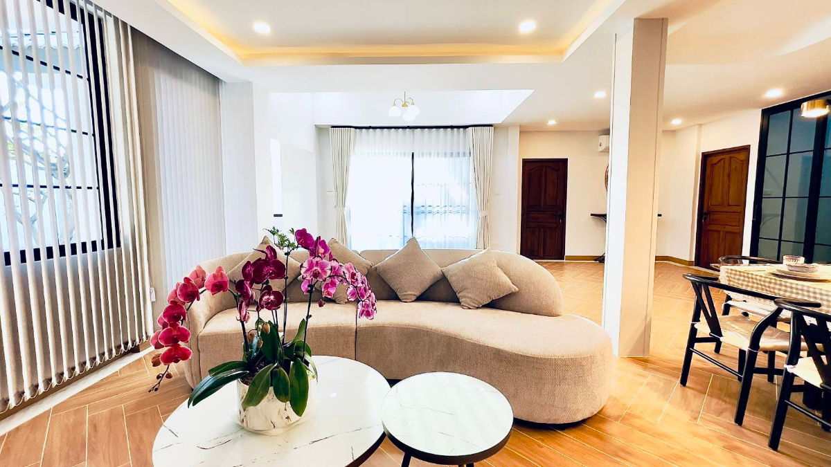 รูป ให้เช่าPool Villa 2 ชั้น 4 ห้องนอน 5 ห้องน้ำ 1 ห้องครัว 2 ที่จอดรถ - รูปที่ 5/20