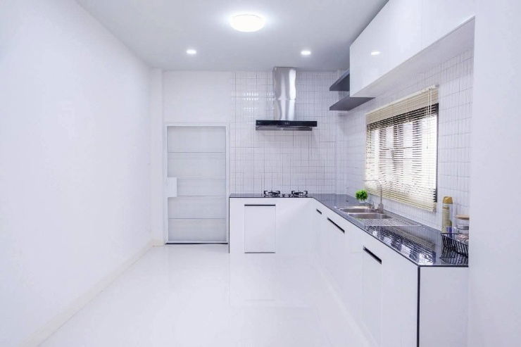 รูป ปล่อยเช่าบ้านใหม่หลังใหญ่ บ้านโมเดิร์น ใกล้สิ่งอำนวยความสะดวกมากมาย ทำเลดีและล้อมรอบด้วยโรงเรียนนานาชาติหลายแห่ง #ใกล้กาดฝรั่ง , โรงเรียนนานาชาติลานน - รูปที่ 5/19