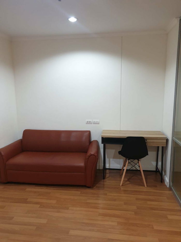 picture Condo for rent Lumpini Place Ratchayothin (Equipped with washing machines) - 2/9