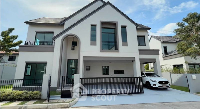 Houses for sale : 4-BR House at Saransiri Bangna in Bang Sao Thong (ID 2465506)