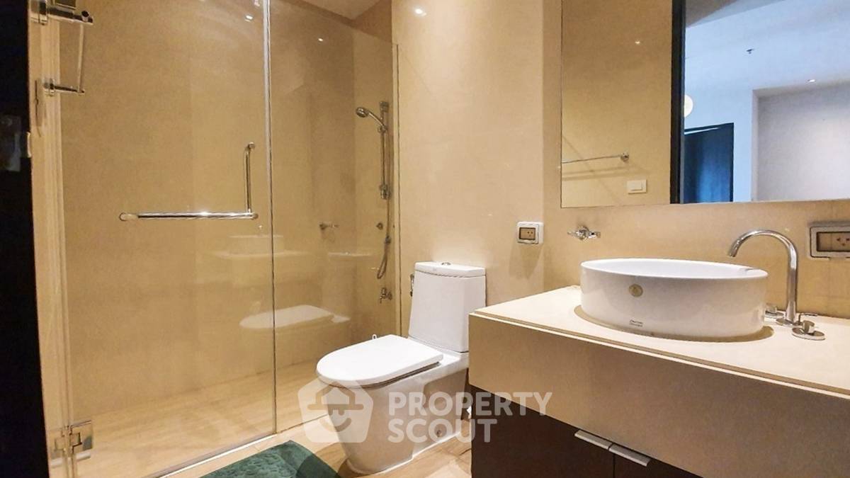 picture 2-BR Condo at The Madison near BTS Phrom Phong (ID 2466424) - 7/14