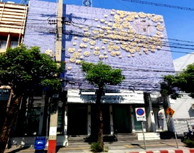 เช่าสำนักงาน ถนนสุขุมวิท : ให้เช่าอาคารสำนักงาน 3 ชั้น ริมถนนพระราม 4 ใกล้อาคารมาลีนนท์ ใกล้ BTS พระโขนง ทำเลดีมาก จอดรถ 4 คัน / เหมาะเป็นสำนักงาน หรือโชว์รูมสินค้า