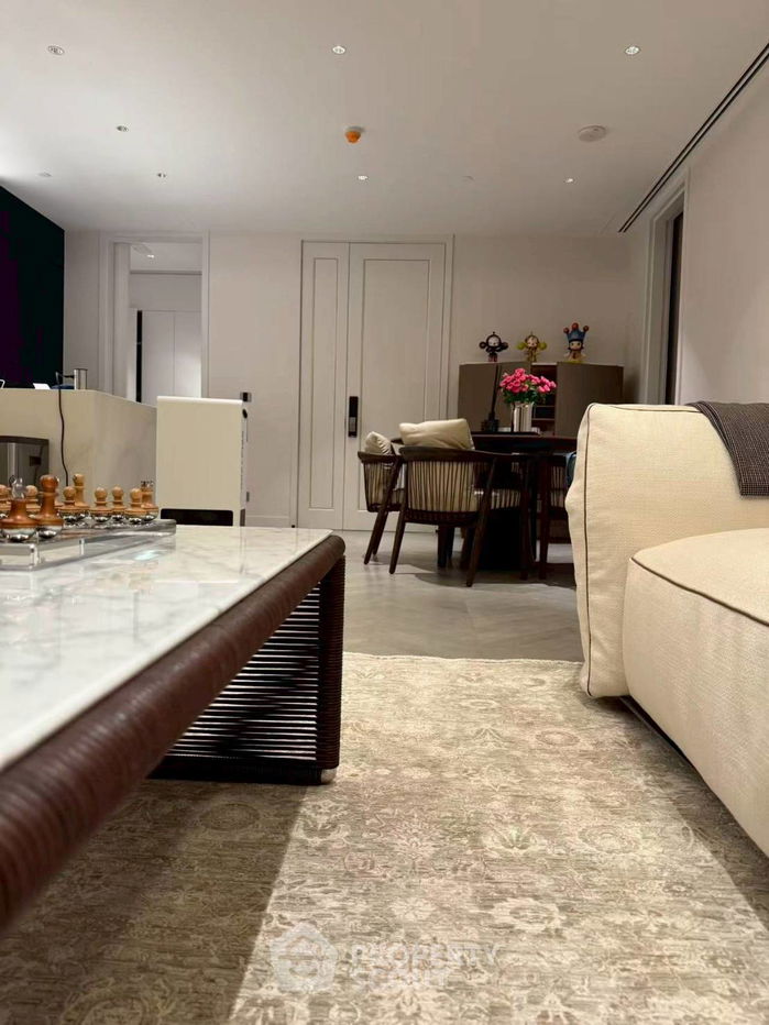 picture 2-BR Condo at One 89 Wireless near MRT Lumphini (ID 2466710) - 4/10