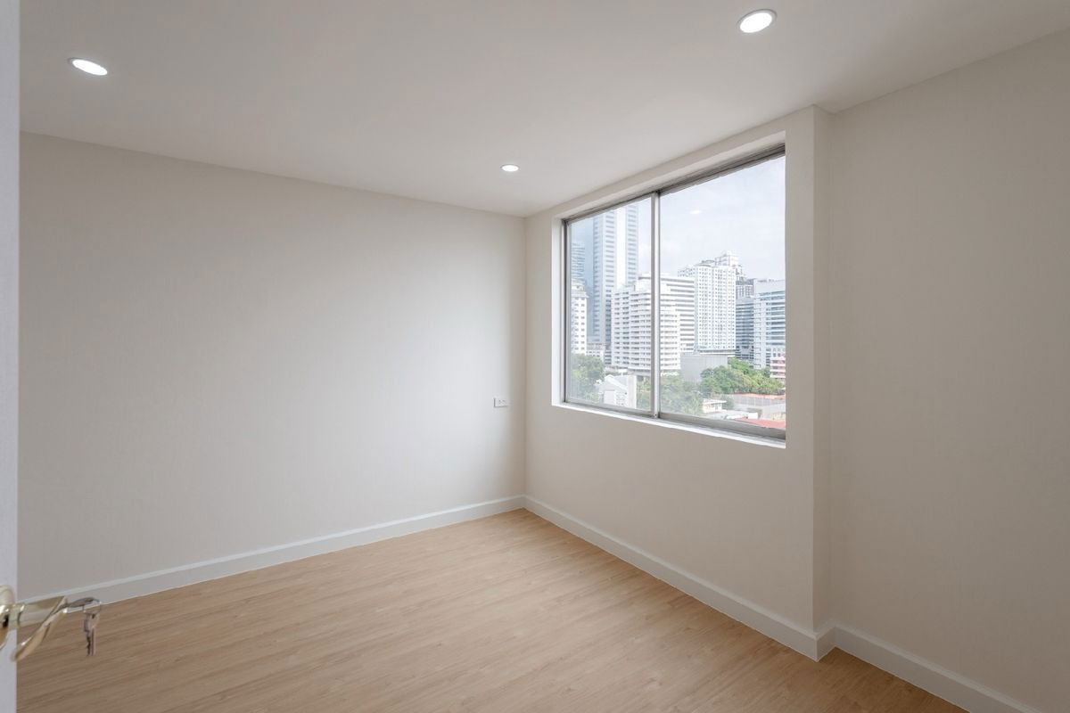 picture For Sale!! Prime Location Prestige Towers MD-25085312 - 11/14