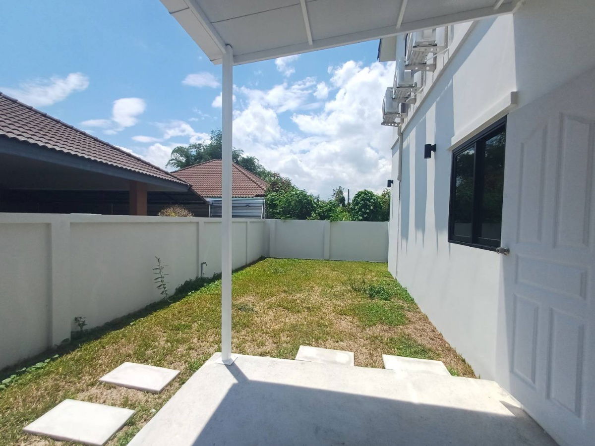 รูป ให้เช่าบ้านเดี่ยวสองชั้น 5 ห้องนอน 4 ห้องน้ำ 1 ห้องครัว 2 ที่จอดรถ - รูปที่ 29/30