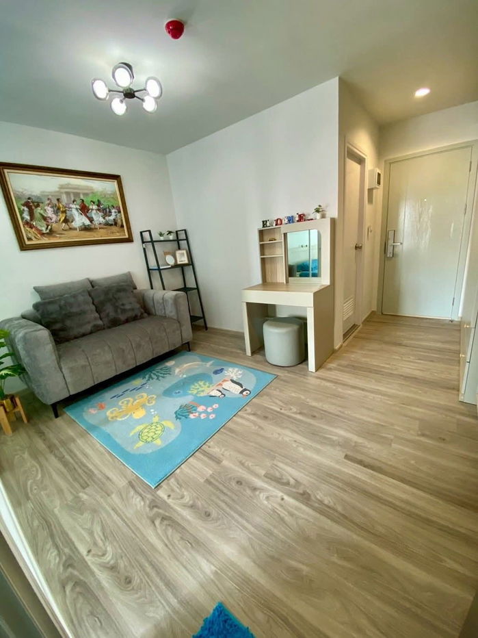 picture Regent Home Bangna – 10,000 THB/Month • 28 sq.m. Separated Room Near BTS BITEC (400 m.) - 4/13