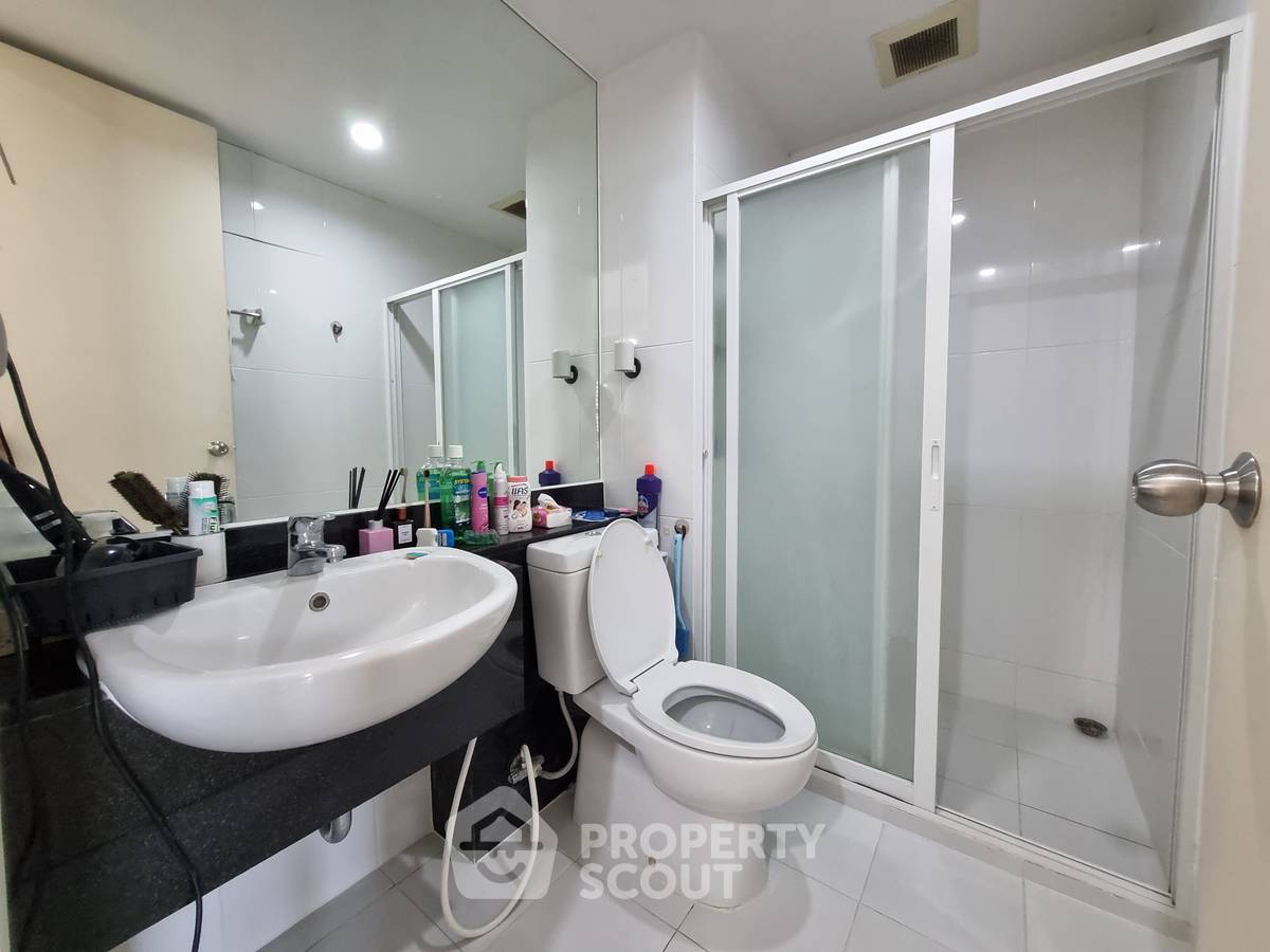 picture 1-BR Condo at The Parkland Grand Taksin near BTS Talat Phlu (ID 2466315) - 8/14
