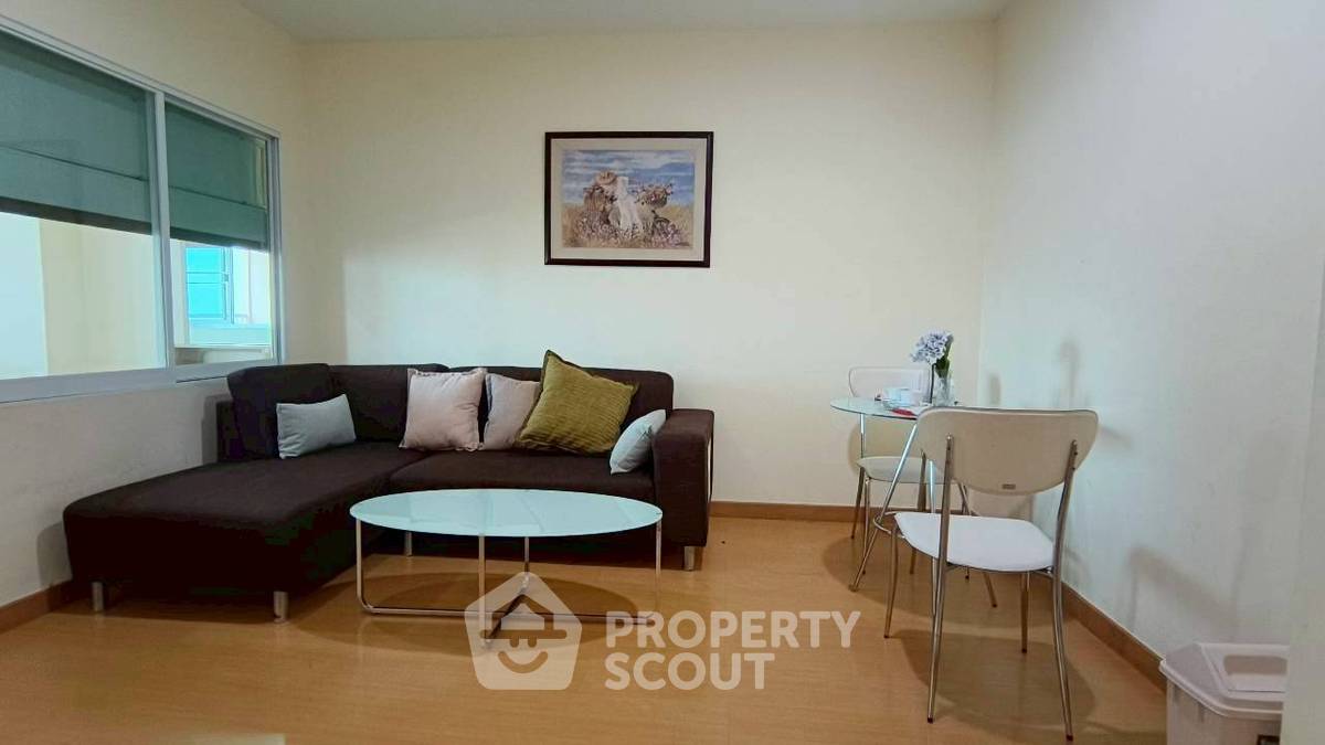 picture 1-BR Condo at Life @ Sukhumvit 65 near BTS Phra Khanong (ID 2466311) - 1/8