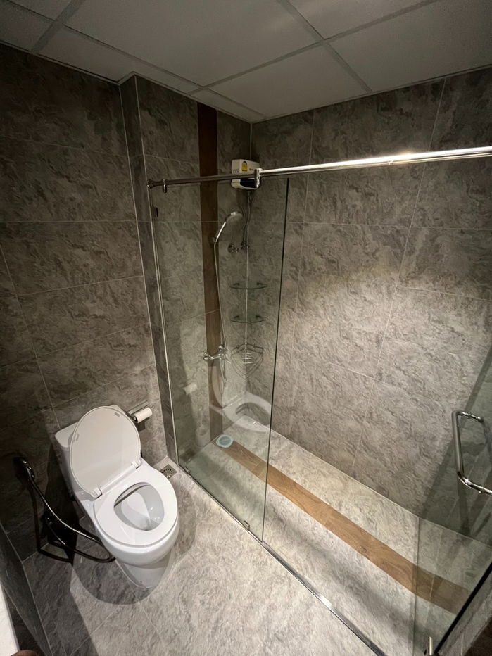 picture [For Rent] Lumpini Park View Best location in terms of using public transportation (0 m. to MRT Lumpini). - 12/15