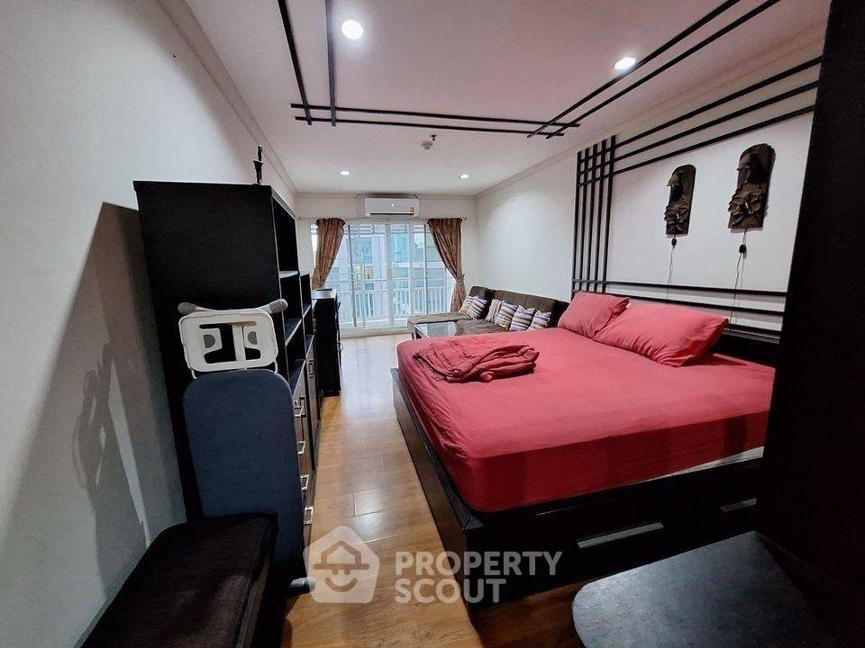 picture Studio Condo at Grand Park View Asoke near MRT Sukhumvit (ID 1581214) - 3/8