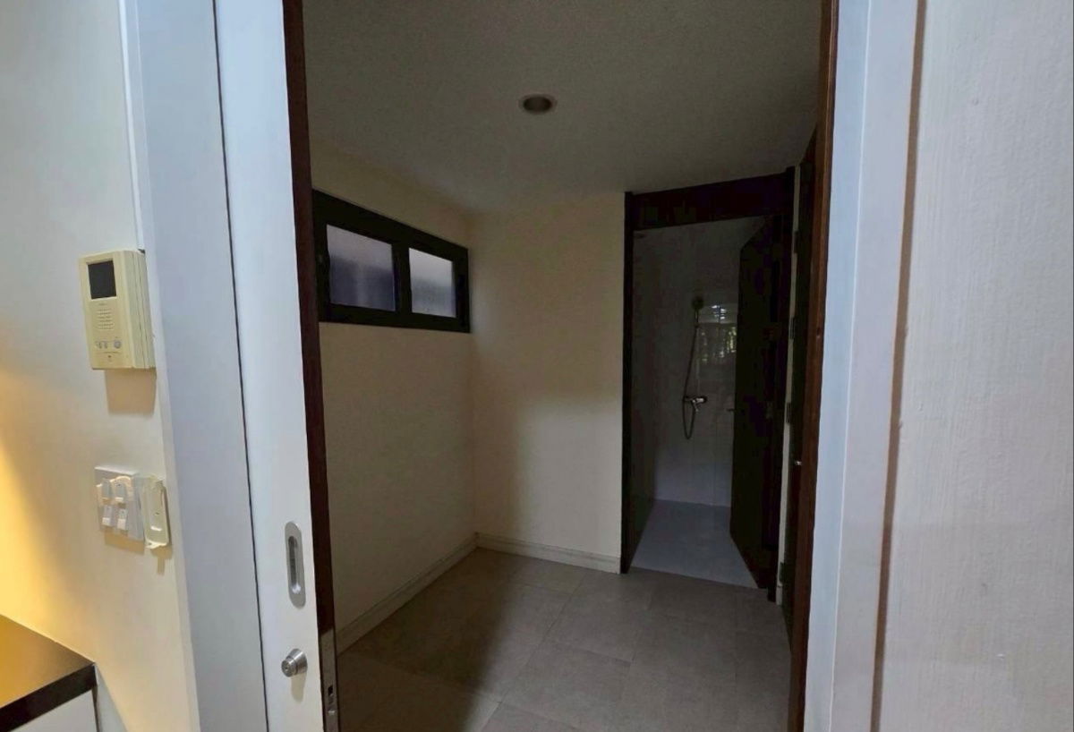 รูป เช่า สุพรีม เรสซิเด้นซ์ 3 ห้องนอน สวย ทำเลดี เฟอร์ครบ ใกล้ เซ็นทรัลพลาซ่า พระราม 3 สนใจแอตไลน์ครับ@841qqlnr - รูปที่ 26/28