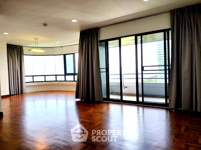 Condos for rent Sattahip Chonburi : 3-BR Condo at Ocean Marina - San Marino Na Jomtien close to Baan Amphur (ID 2235262)
