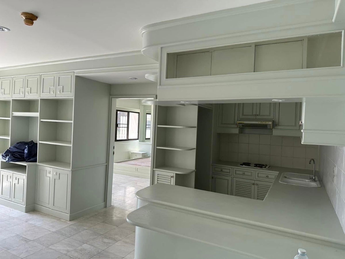 picture RS3876 Condo for rent at Saranjai Mansion Sukhumvit 6, near BTS Nana. - 6/8