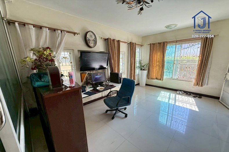 รูป ขายบ้านเดี่ยว 2 ชั้น ถนนโชคชัย 4 ซอย 43 หลังริม ใกล้รถไฟฟ้า-ทางด่วนฉลองรัช (รามอินทรา-อาจณรงค์) - รูปที่ 5/11