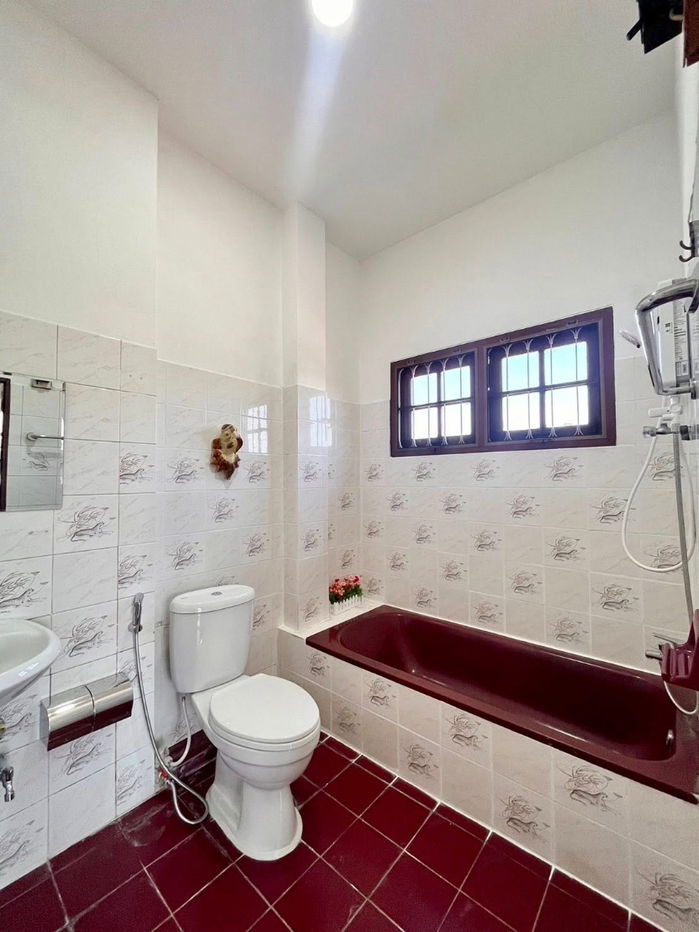 รูป ให้เช่าบ้านเดี่ยวสองชั้น  4 ห้องนอน 3 ห้องน้ำ 1  ห้องครัว  2  ที่จอดรถ - รูปที่ 6/13