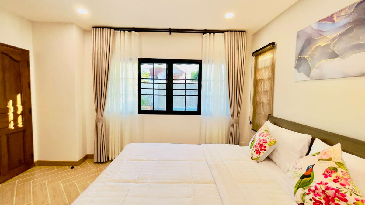 รูป ให้เช่าPool Villa 2 ชั้น 4 ห้องนอน 5 ห้องน้ำ 1 ห้องครัว 2 ที่จอดรถ - รูปที่ 14/20