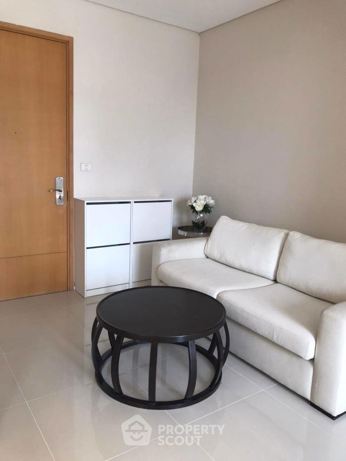 รูป คอนโด 1-ห้องนอน ที่ วิลล่า อโศก ใกล้ MRT เพชรบุรี (ID 469478) - รูปที่ 9/10