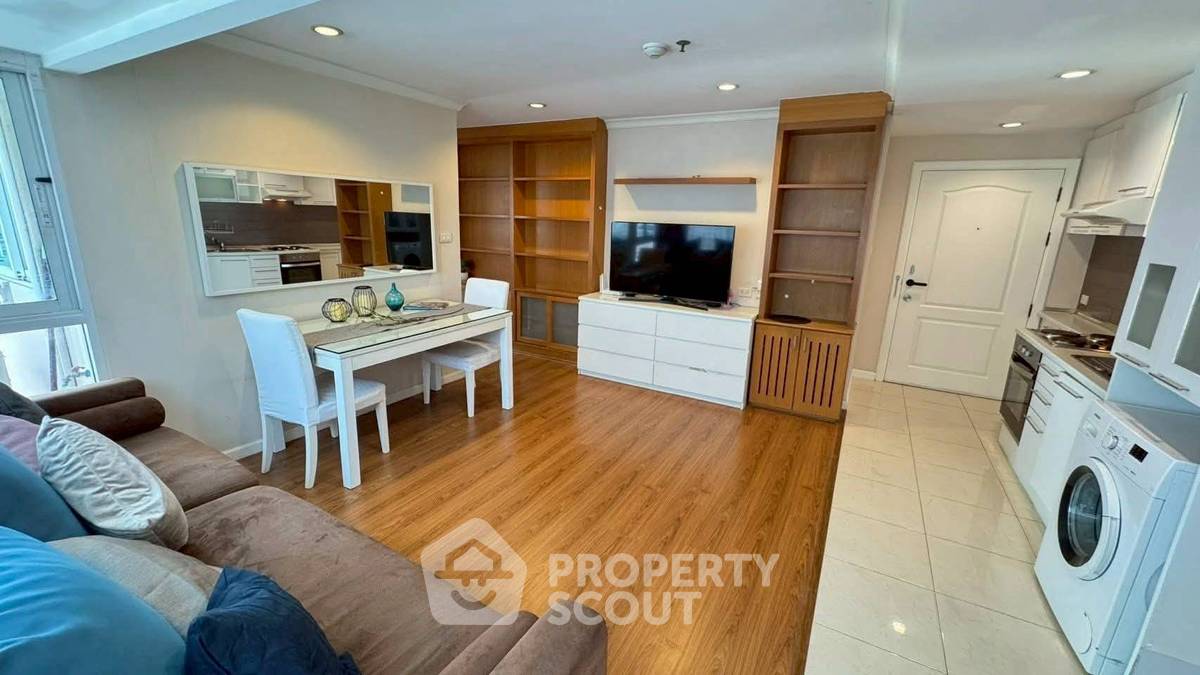 picture 2-BR Condo at Grand Park View Asoke near MRT Sukhumvit (ID 2359757) - 3/17