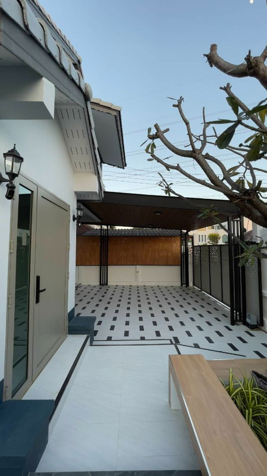 รูป ให้เช่าPool Villa 2 ชั้น 4 ห้องนอน 5 ห้องน้ำ 1 ห้องครัว 2 ที่จอดรถ - รูปที่ 3/20