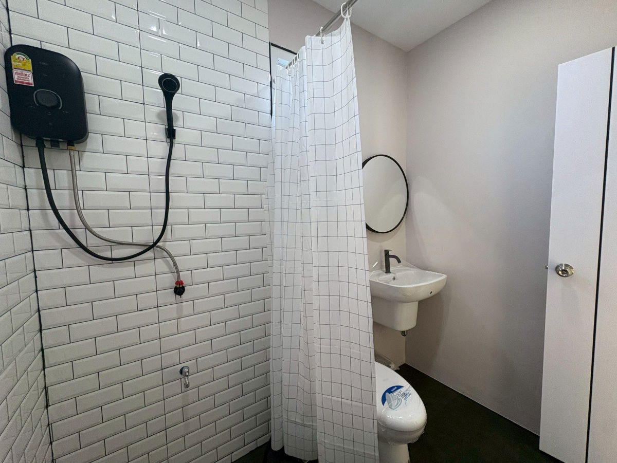 รูป ให้เช่าบ้านเดี่ยวสองชั้น  3 ห้องนอน 2 ห้องน้ำ 1  ห้องครัว  2  ที่จอดรถ - รูปที่ 20/23