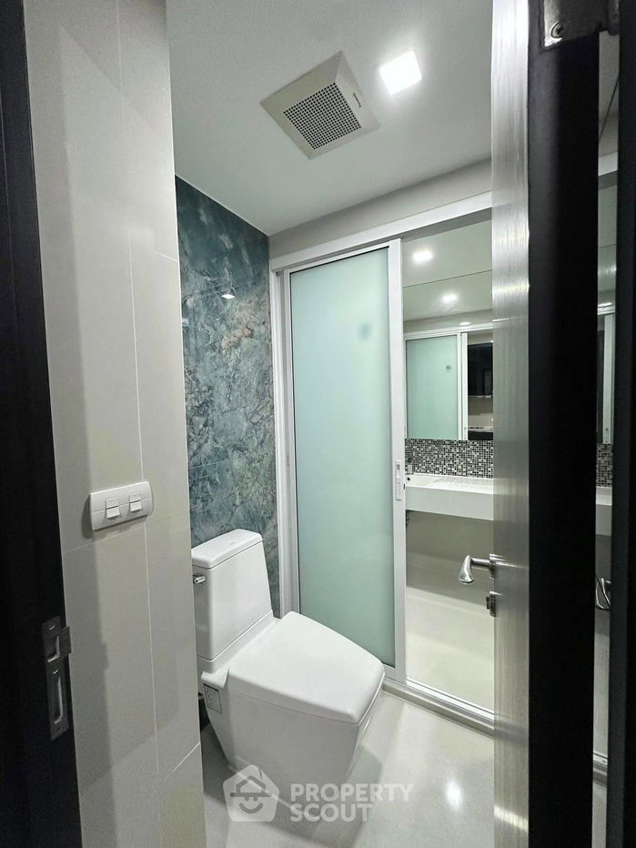 รูป คอนโด 1-ห้องนอน ที่ ริทึ่ม สุขุมวิท 44/1 ใกล้ BTS พระโขนง (ID 2440282) - รูปที่ 6/11