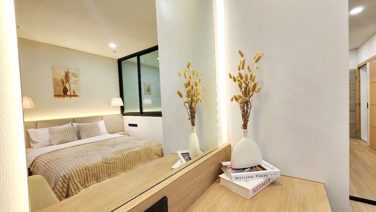 picture ðModern Minimal Condo with Stunning Doi Suthep View â Just 4 Minutesâ Walk to Chiang Mai University - 12/21