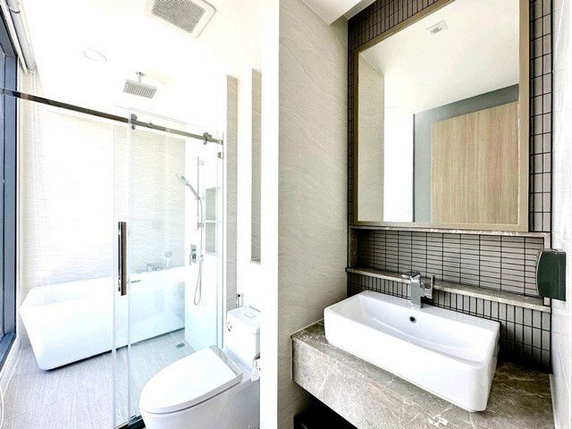 picture C6424 Rent : Condo Cooper Siam ( BTS National Stadium ) 064 665 4666 - 10/20