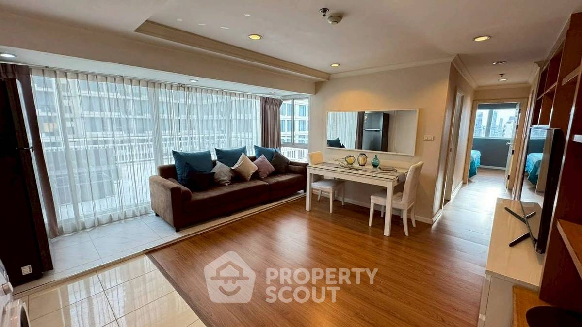 picture 2-BR Condo at Grand Park View Asoke near MRT Sukhumvit (ID 2359757) - 1/17