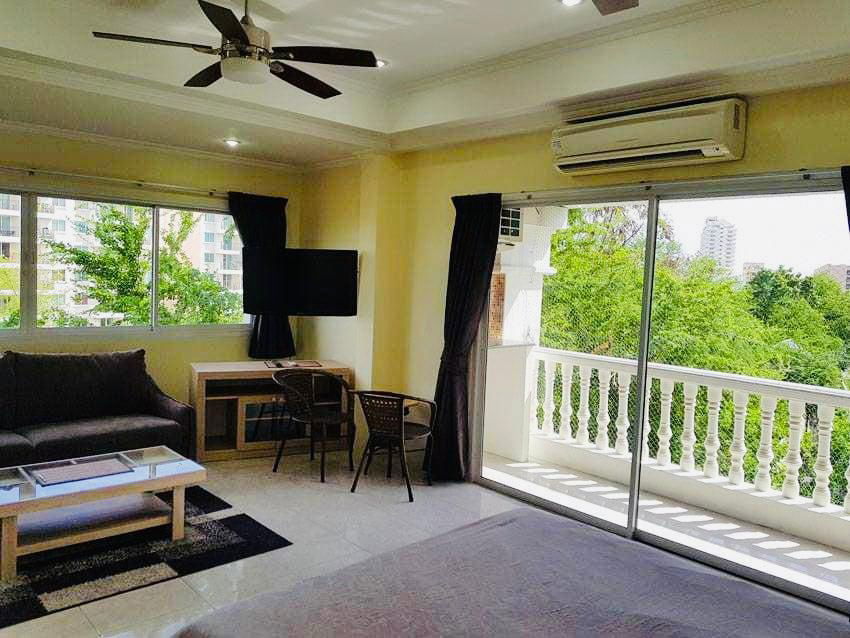 รูป KT0003📲LineID @556ryccg🏘️สตูดิโอ 40 ตรม ชั้น 5 แถมเฟอร์นิเจอร์ Majestic Jomtien Condo | มาเจสติค จอมเทียน คอนโด - รูปที่ 3/7