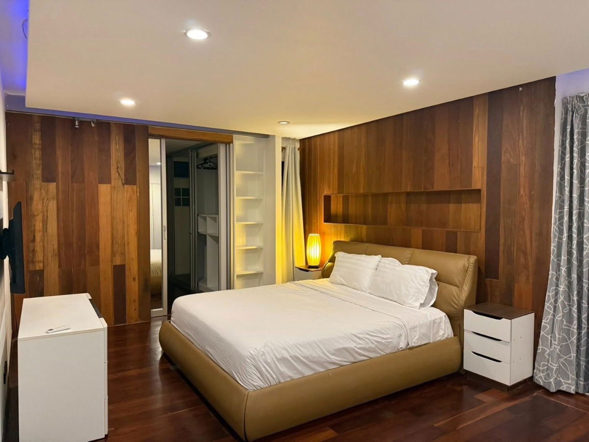 รูป ขาย: บ้านเดี่ยว 3 ชั้นพัทยา พร้อมสระว่ายน้ำส่วนตัว 6 ห้องนอน - ซอยทุ่งกลมตาลหมัน - รูปที่ 23/41