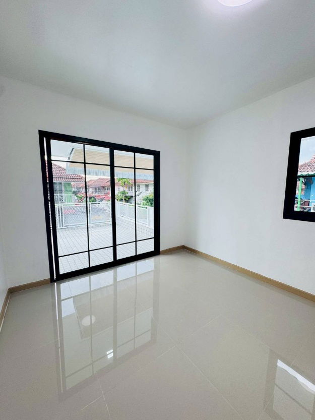 รูป ทาวน์เฮ้าส์ 2 ชั้น #หมู่บ้านพฤกษา3 วัดลาดปลาดุก! หลังริม เนื้อที่ 24 ตร.วา มีพื้นที่ด้านข้าง! ฟังก์ชันใหญ่ 4 ห้องนอน 2 ห้องน้ำ ต่อเติมระเบียงหน้าบ้าน - รูปที่ 15/20