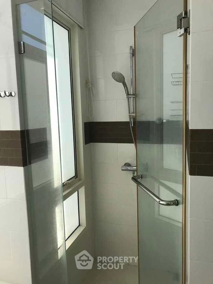 picture 2-BR Condo at Ideo Verve Sukhumvit near BTS On Nut (ID 1810404) - 7/14