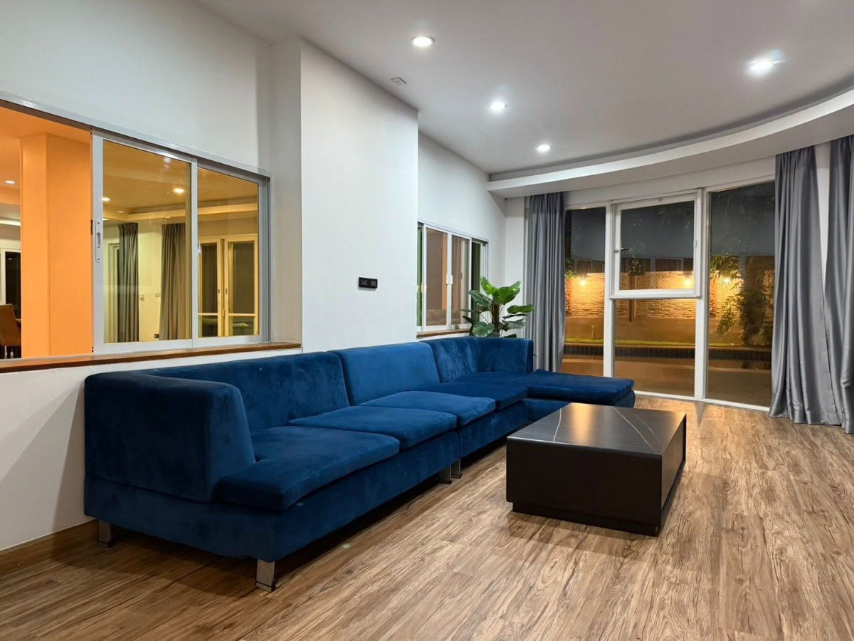 รูป ขาย: บ้านเดี่ยว 3 ชั้นพัทยา พร้อมสระว่ายน้ำส่วนตัว 6 ห้องนอน - ซอยทุ่งกลมตาลหมัน - รูปที่ 8/41