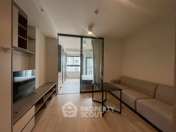 picture 1-BR Condo at Ideo Sathorn-Wongwian Yai near BTS Wongwian Yai (ID 2442810) - 1/4