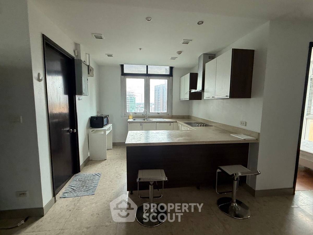 picture 3-BR Condo at Nusasiri Grand Condominium near BTS Ekkamai (ID 1989699) - 2/5