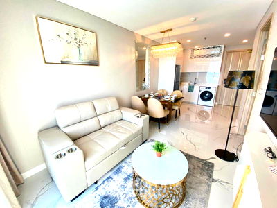 Condos for sale : 1-BR Condo at Copacabana Beach Jomtien close to Jomtien Beach (ID 2175463)