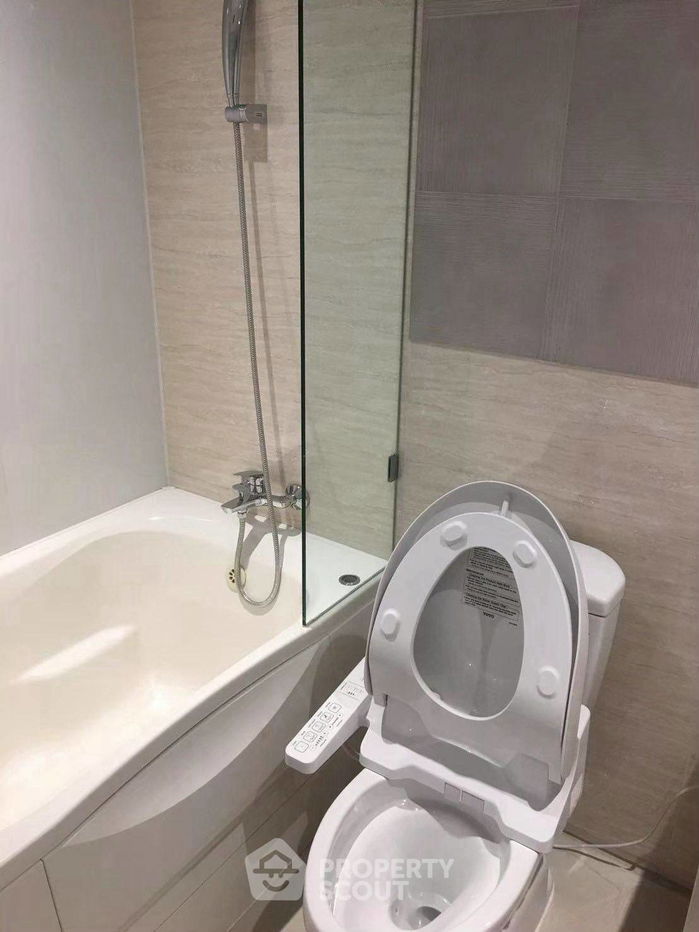 picture 1-BR Condo at Runesu Thonglor 5 near BTS Thong Lor (ID 2467064) - 10/14