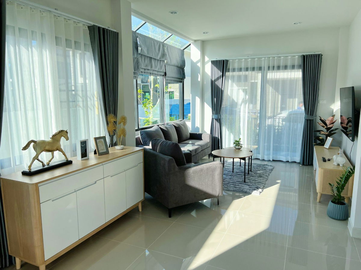 รูป ให้เช่าบ้านเดี่ยวสองชั้น 4 ห้องนอน 3 ห้องน้ำ 1 ห้องครัว 2 ที่จอดรถ - รูปที่ 3/11