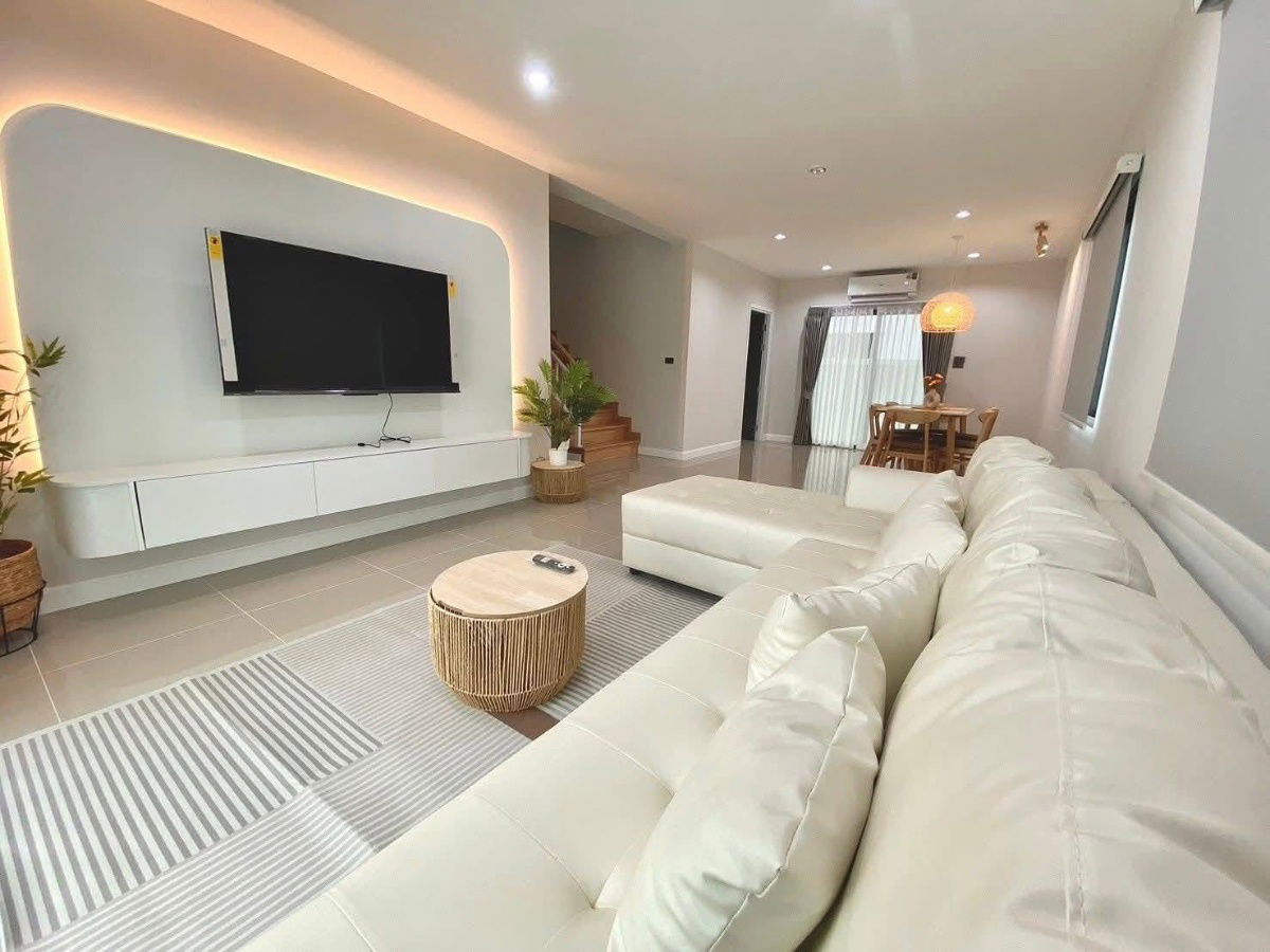 รูป ให้เช่าบ้านเดี่ยว กาญจน์กนก 12 เฟส 3 พื้นที่ 150 ตรม. 3 ห้องนอน - รูปที่ 2/14