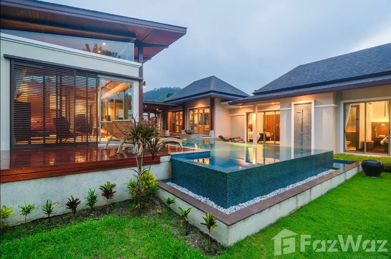 picture 3 Bedrooms 3.5 bathrooms Tropical Modern Contemporary Villa 1943717 - 24/30