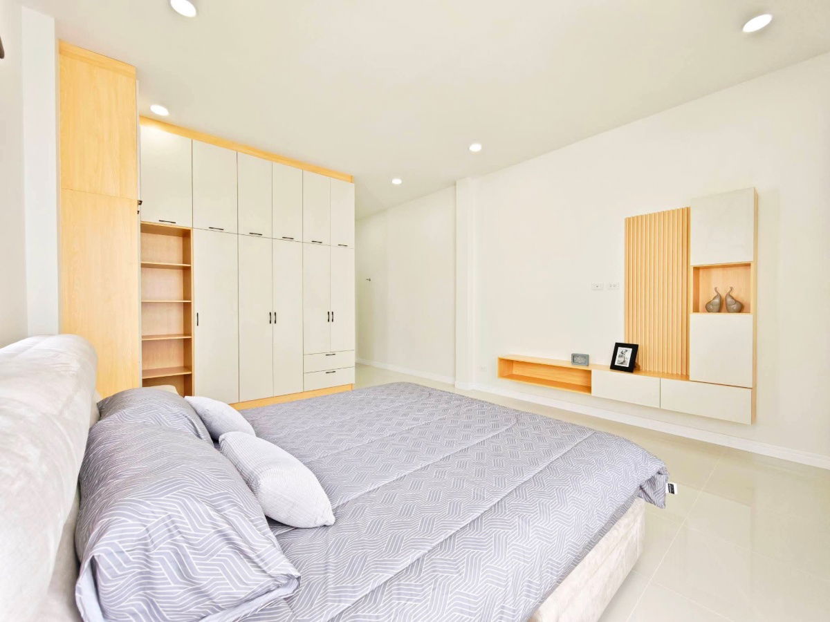 รูป ขายบ้านพูลวิลล่า ตกแต่งบิวท์อินภายในคุณภาพ 4นอน 3น้ำ พร้อมเข้าอยู่ - รูปที่ 9/17