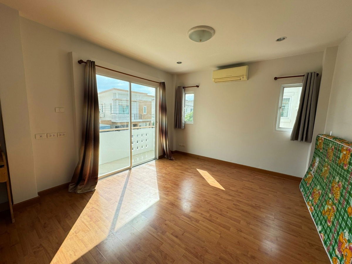 รูป ให้เช่าบ้านเดี่ยวหลังริม ม.เมโทรปาร์ค อ่าวอุดม แหลมฉบัง ศรีราชา - รูปที่ 12/24