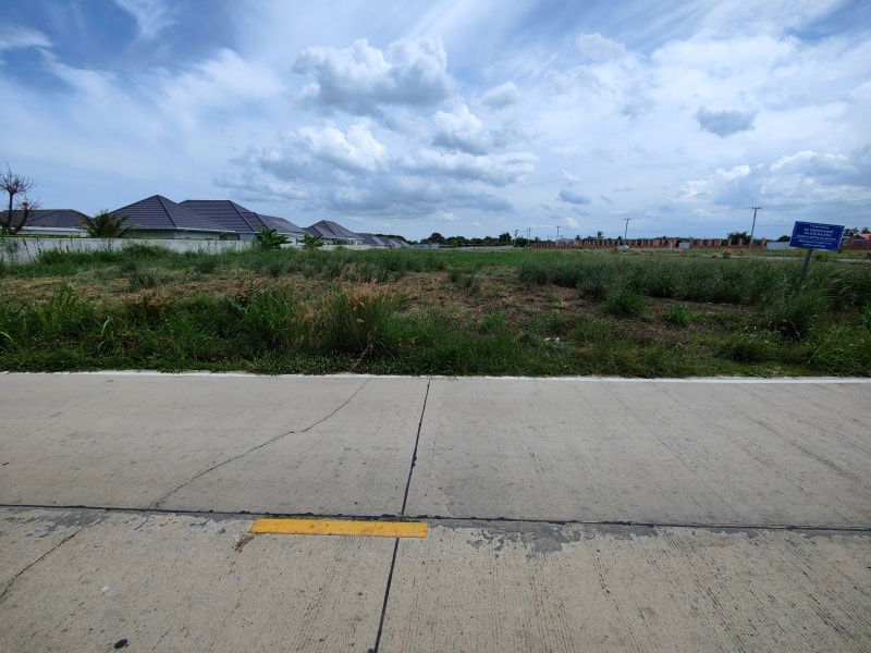 รูป ขายที่ดิน 1 ไร่ ทำเลดี เหมาะกับการสร้างบ้าน ทำเลดี อยู่ในพื้นที่มีการพัฒนาโครงการบ้าน ใกล้เมืองหัวหิน - รูปที่ 2/11