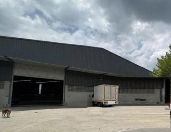 รูป ให้เช่าโกดังพร้อมสำนักงาน ขนาดใหญ่ พื้นที่ 1450 ตารางเมตร ถนนนครอินทร์ บางกรวย - รูปที่ 2/12