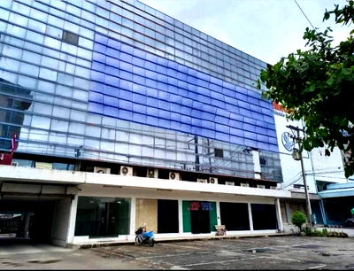 เช่าสำนักงาน นิคมปิ่นทอง : ให้เช่าออฟฟิศ ใกล้ท่าเรือแหลมฉบัง