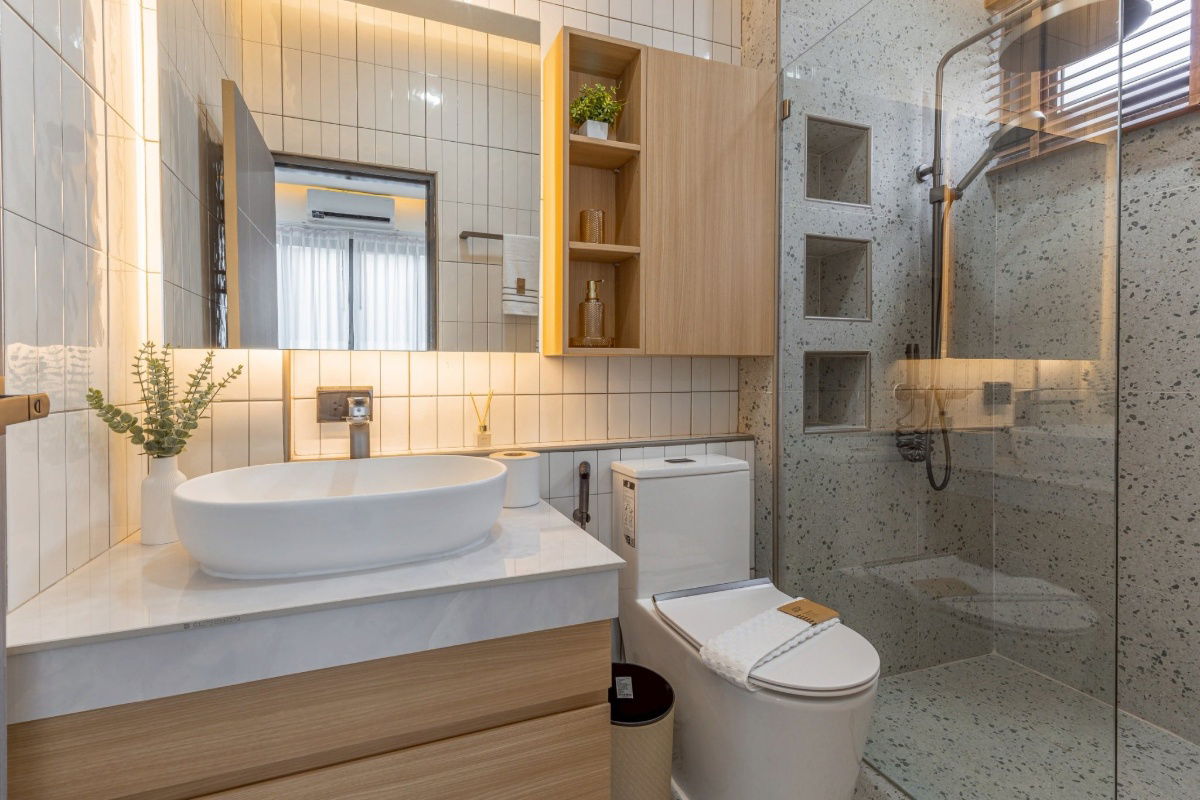 รูป ขายบ้านเดี่ยว พร้อมสระว่ายน้ำ รวมเฟอร์นิเจอร์และเครืองใช้ไฟฟ้า - ใจกลางเมืองพัทยา ซอยเฉลิมพระเกียรติ - รูปที่ 34/37