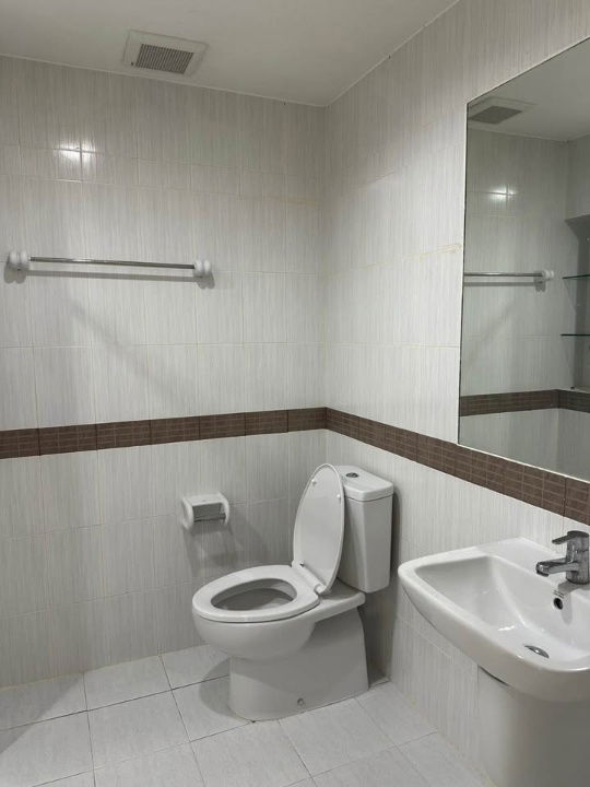 รูป ให้เช่า Casa asoke dindaeng ห้องสตูดิโอ 1 ห้องน้ำ เฟอร์นิเจอร์ครบ พร้อมเข้าอยู่ 04/01/2026 ใกล้ MRT พระราม 9 สนใจแอดไลน์ @best_condo - รูปที่ 4/8